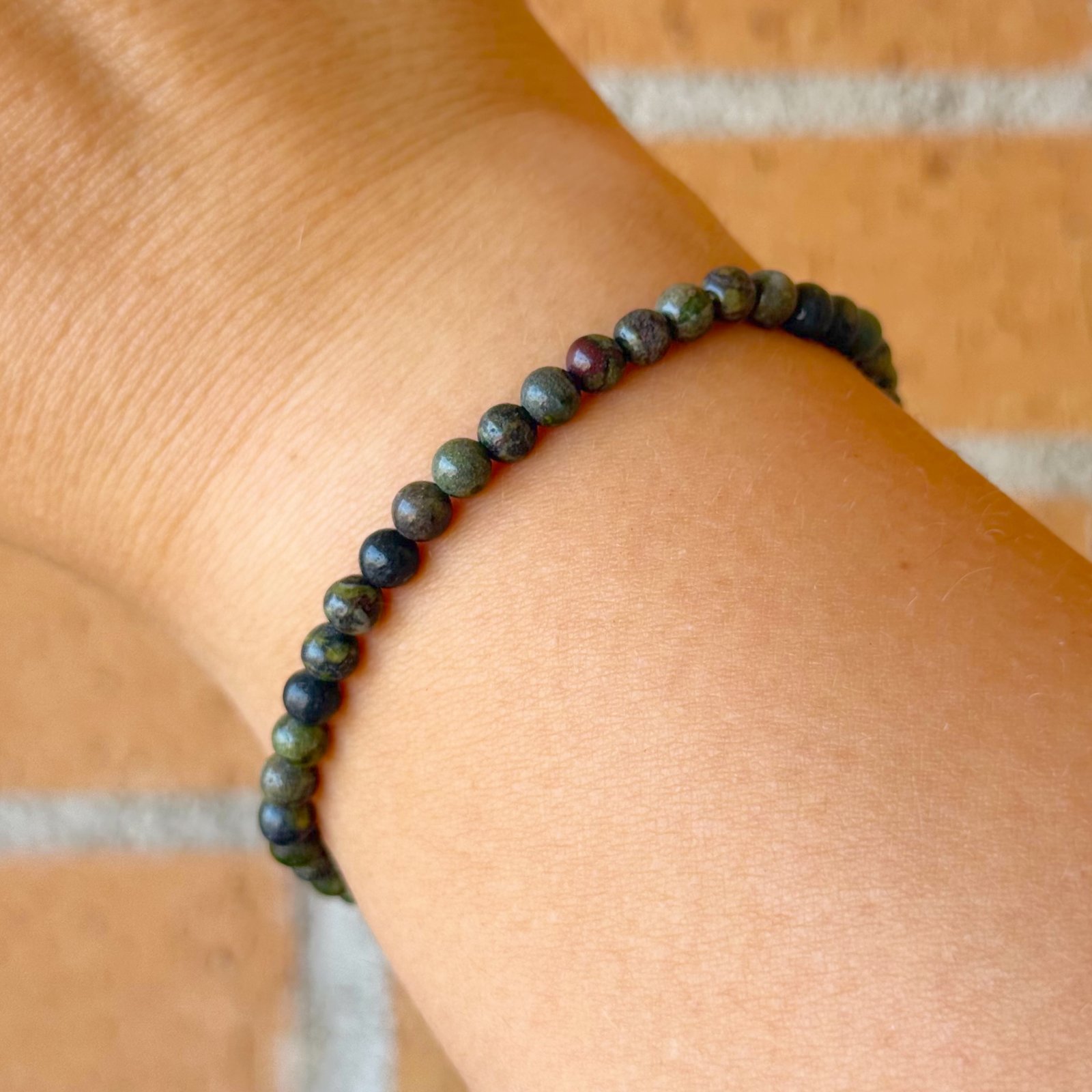 Pulsera bolas jaspe sangre dragón