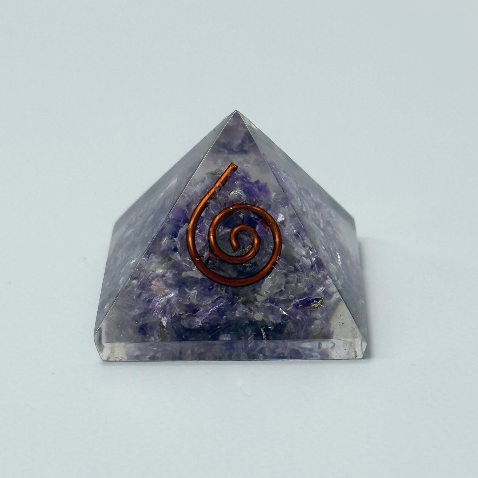 Pirámide Orgonita de Amatista 3x3cm