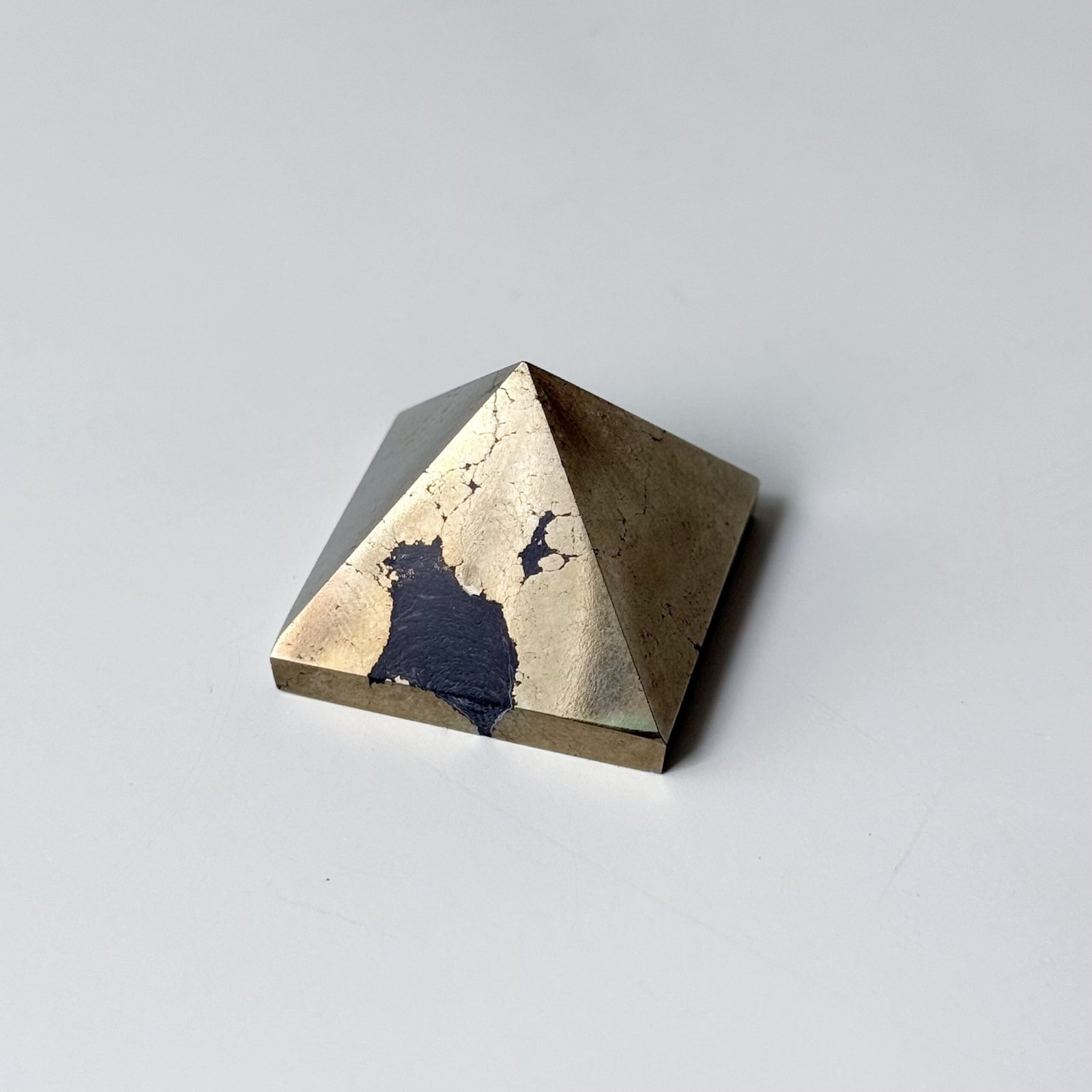 Pirámide de pirita 3x3cm