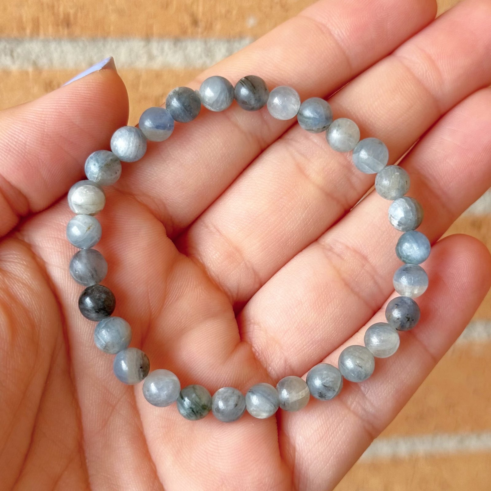 Pulsera bolas cianita
