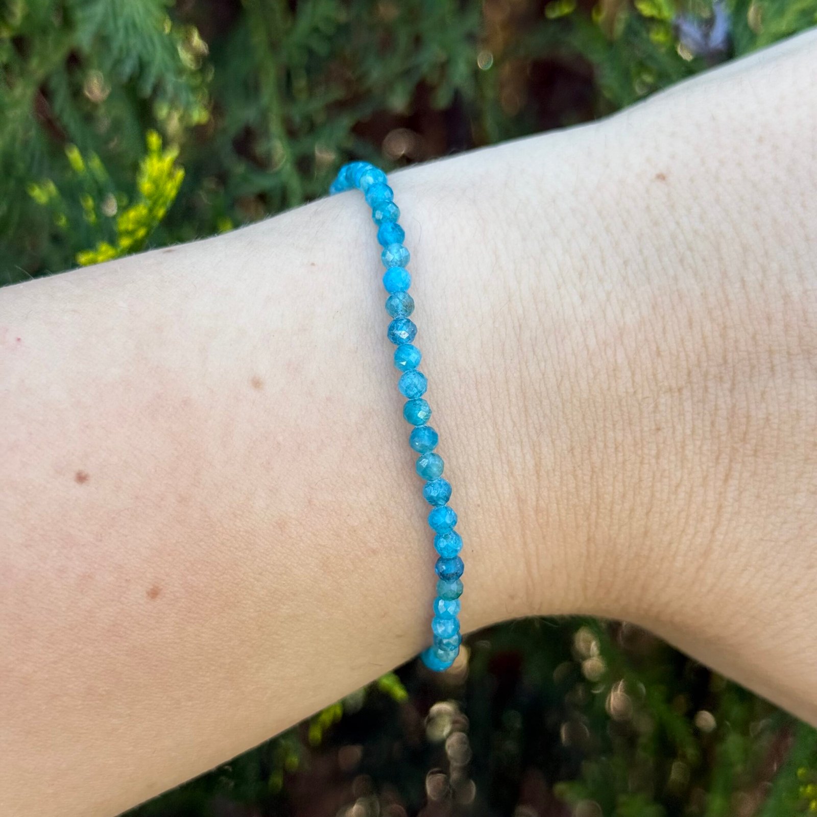 Pulsera facetada Apatito