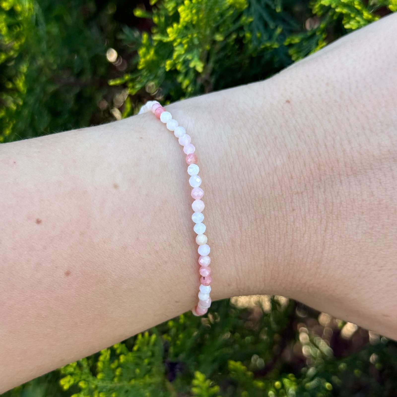 Pulsera facetada Ópalo Rosa 3mm